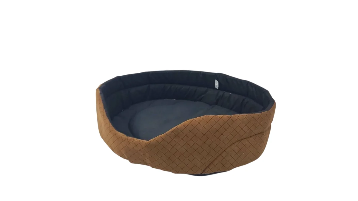 Elegantní prošívaný vzhled s decentními tóny pro nenápadné prostředí.